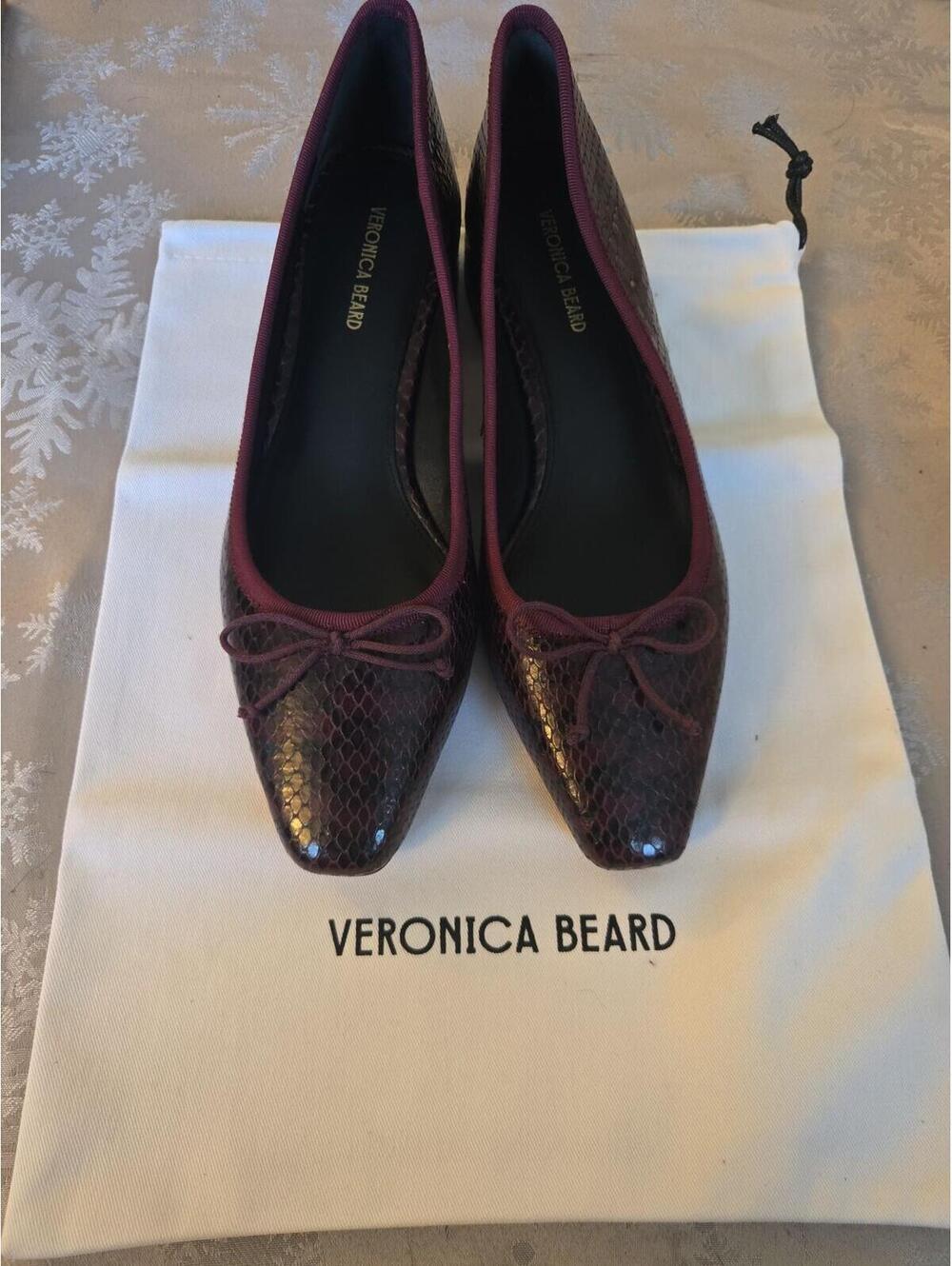 Veronica Beard Burgundy Snakeskin Embossed Low Block Heel Pumps 7 M - Picture 3 of 6